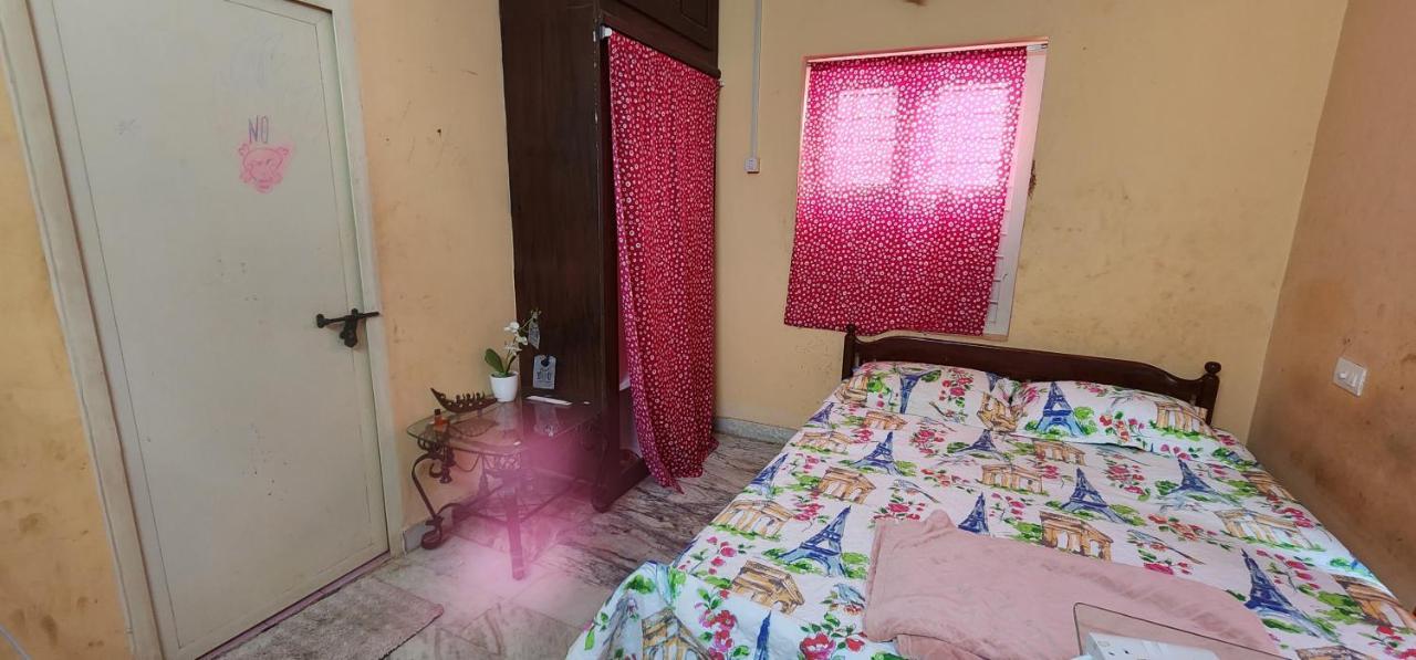 Hotel Jj'S White House Thrissur Esterno foto